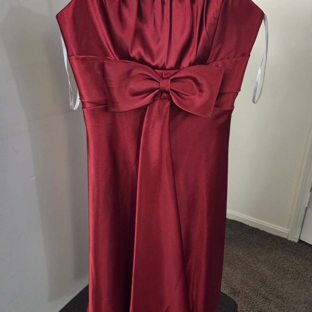 Jessica McClintock Ruby Satin Gown